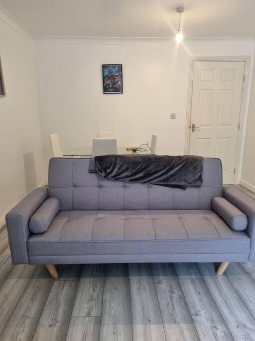 Maidstone Villa 3 Bedroom Free Sports Channels,Parking Sleeps 7 Extérieur photo