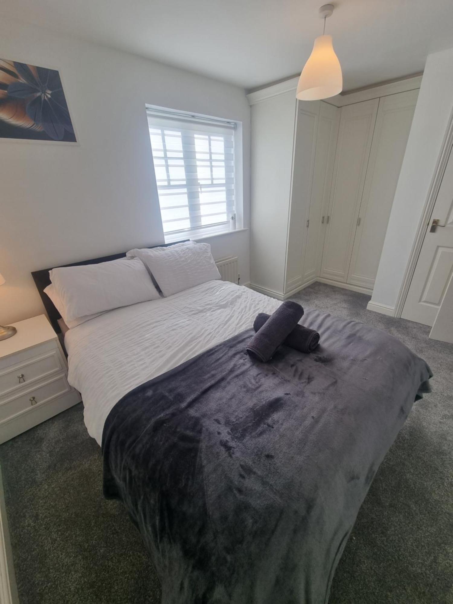 Maidstone Villa 3 Bedroom Free Sports Channels,Parking Sleeps 7 Extérieur photo