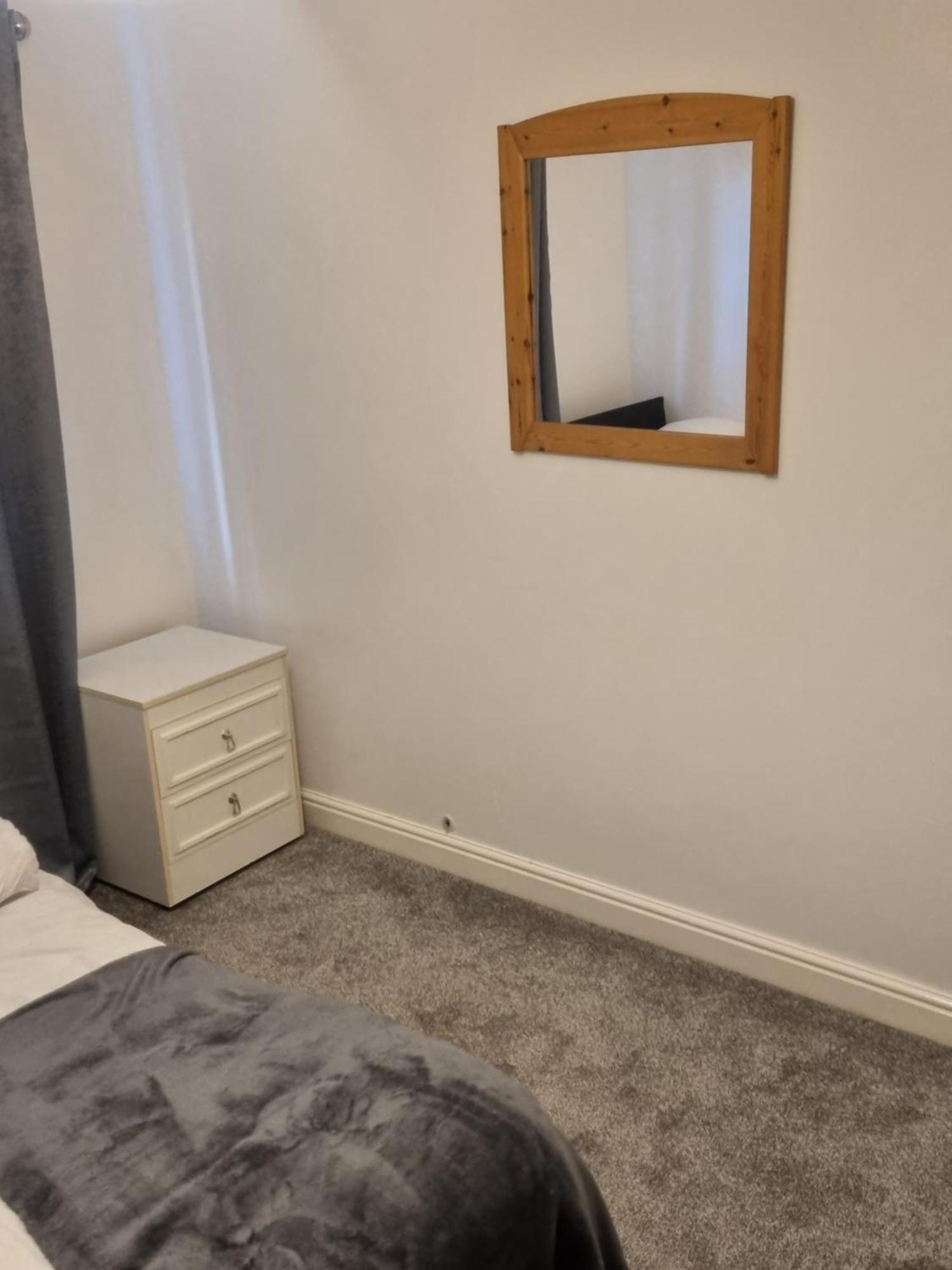 Maidstone Villa 3 Bedroom Free Sports Channels,Parking Sleeps 7 Extérieur photo