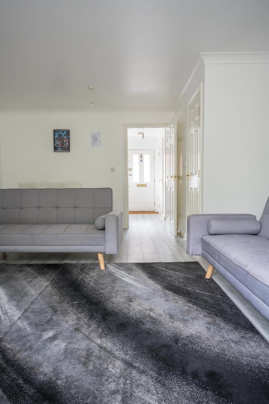 Maidstone Villa 3 Bedroom Free Sports Channels,Parking Sleeps 7 Extérieur photo